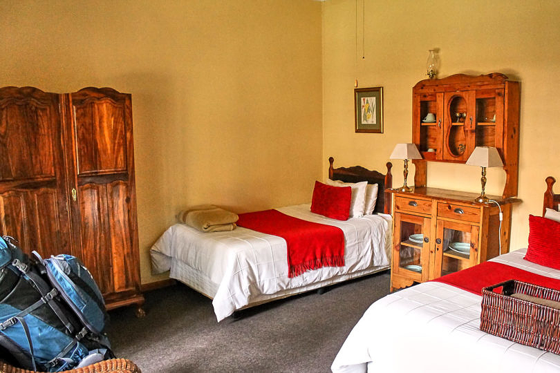 Foto: Gemütliches Hotelzimmer in der Aero Guest Lodge