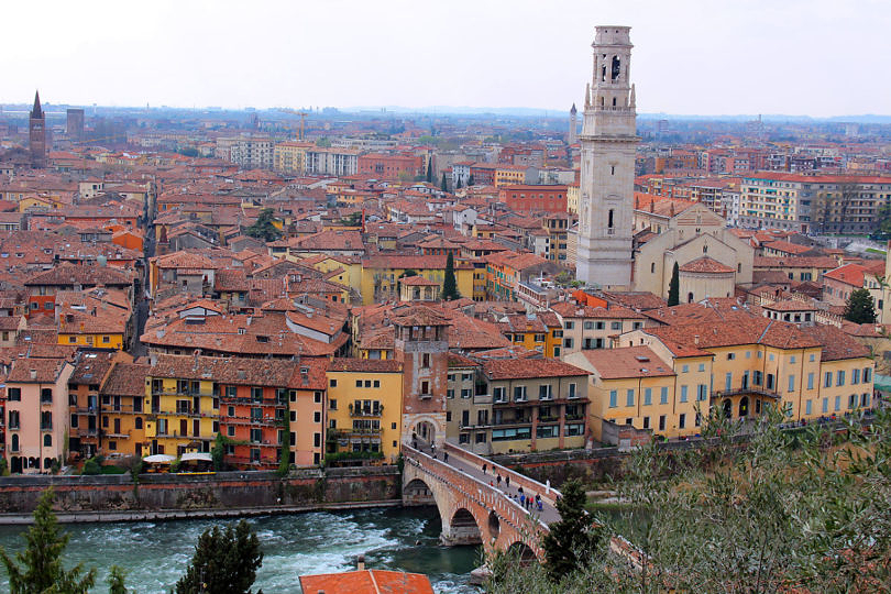 Foto: Ponte Pietra und Cattedrale di Verona, 2016